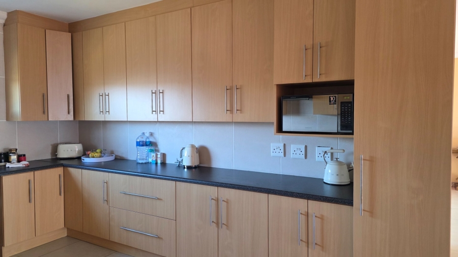 4 Bedroom Property for Sale in Island View Western Cape